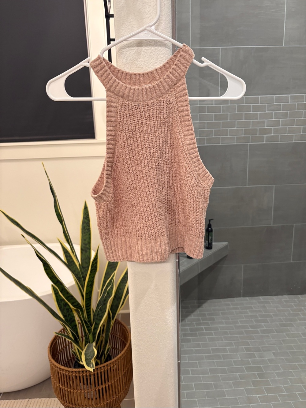 H&M Divided Ribbed Halter Crop Tank Top - Dusty Pink/Tan
